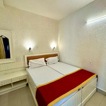 Hotel Kamal Nearest To Taj Mahal Agra Kültér fotó