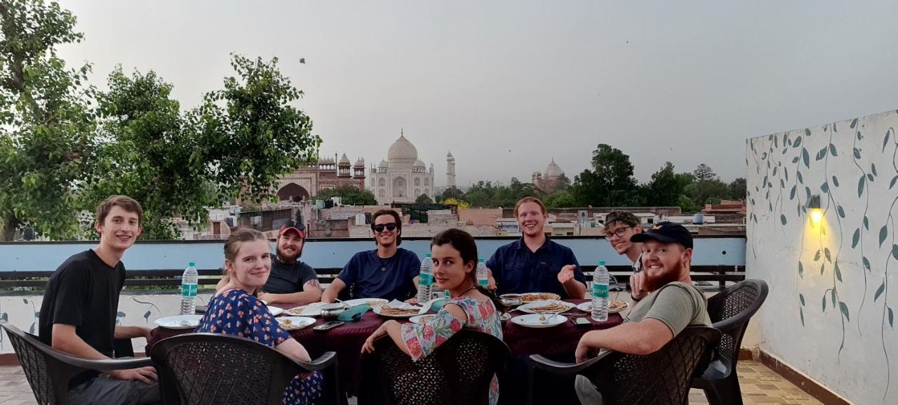 Hotel Kamal Nearest To Taj Mahal Agra Kültér fotó