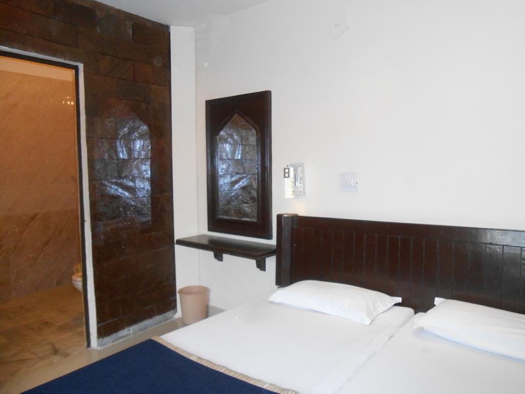 Hotel Kamal Nearest To Taj Mahal Agra Kültér fotó